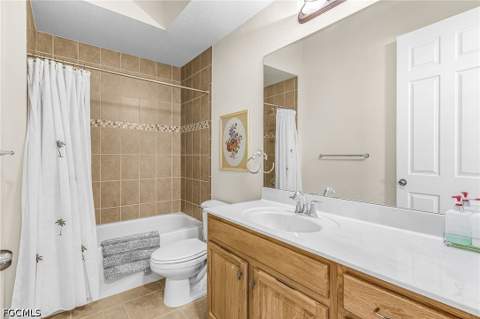 9132 Leatherwood Loop, Lehigh Acres FL - photo 9 of 28
