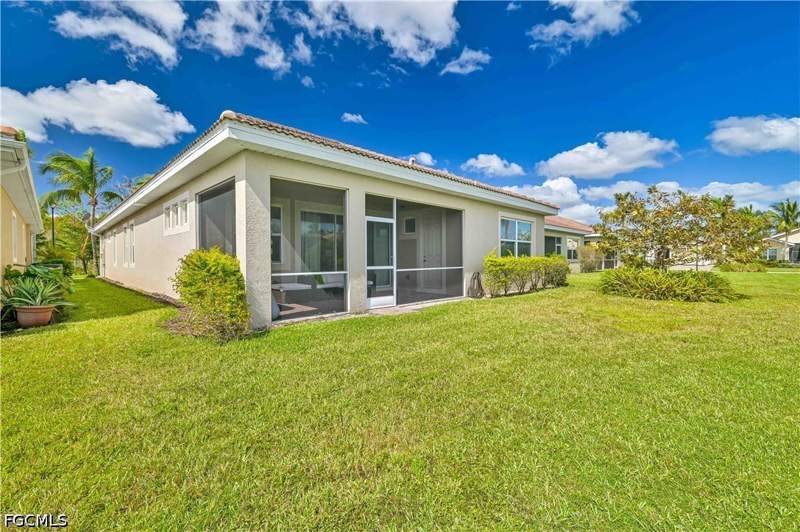 4 bedroom SingleFamilyResidence at 3509 Bridgewell CT, LINDSFORD, Fort Myers — photo 3