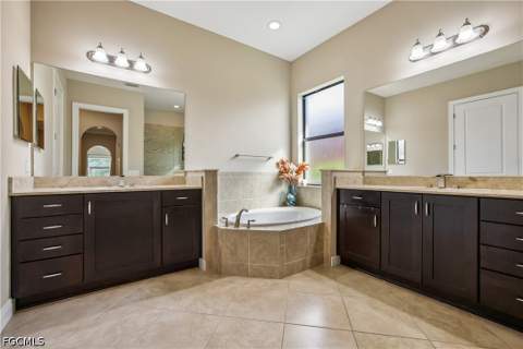 10100 Belcrest Blvd, Fort Myers FL - photo 18 of 49