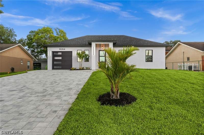 3 bedroom SingleFamilyResidence at 16264 Horizon Rd, Bayshore Estates Subdivision, North Fort Myers — photo 4