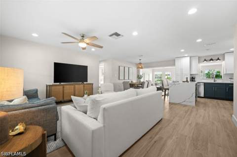 373 Egret Ave, Naples FL - photo 8 of 41