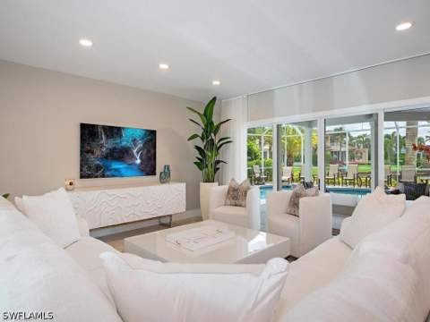 4856 Crayton Rd, Naples FL - photo 9 of 24