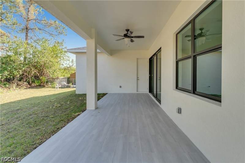 4 bedroom SingleFamilyResidence at 2613 39th St W, Lehigh Acres, Lehigh Acres — photo 3