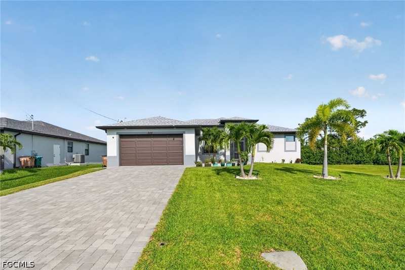 3 bedroom SingleFamilyResidence at 228 SW 31st Pl, Cape Coral, Cape Coral — photo 1
