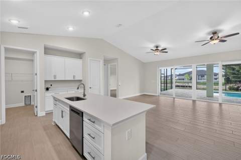 633 SW 13th St, Cape Coral FL - photo 6 of 35