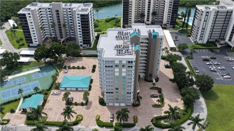 21 Bluebill Ave 303, Naples FL - photo 11 of 25