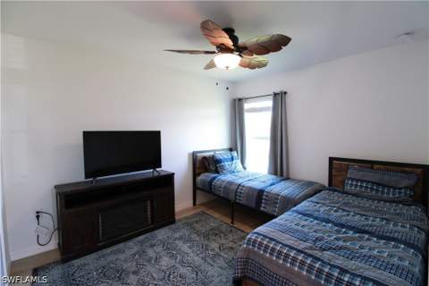 2702 NE 5th AVE, Cape Coral FL - photo 18 of 36