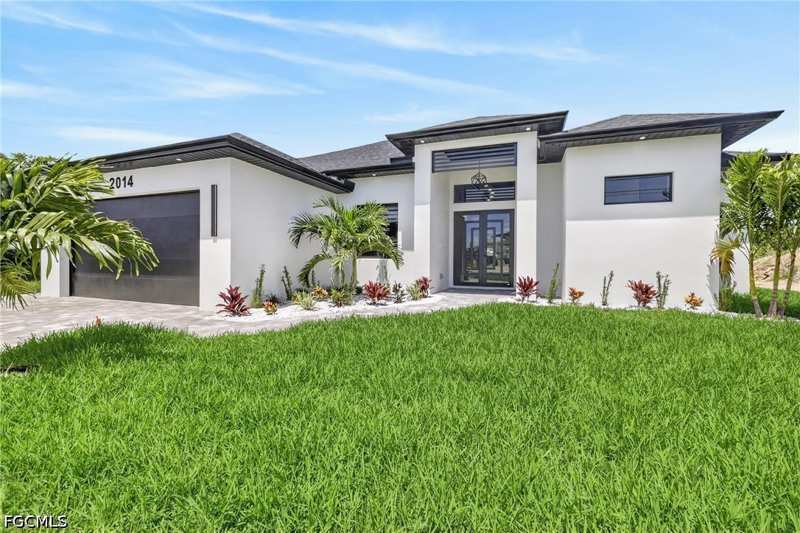 4 bedroom SingleFamilyResidence at 2014 SW 8th Pl, Cape Coral, Cape Coral — photo 1