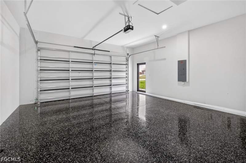 4 bedroom SingleFamilyResidence at 2014 SW 8th Pl, Cape Coral, Cape Coral — photo 5