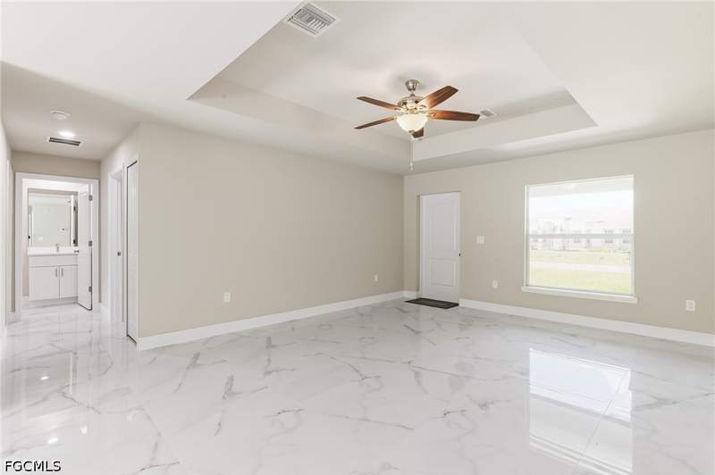 3 bedroom SingleFamilyResidence at 1895 Weldon Ave, Greenbriar, Lehigh Acres — photo 4