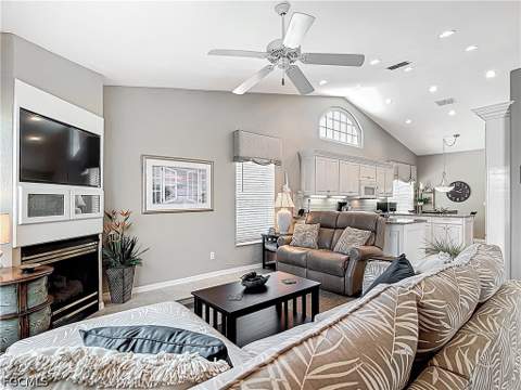 2240 Corona Del Sire Dr, North Fort Myers FL - photo 15 of 49