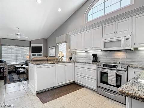 2240 Corona Del Sire Dr, North Fort Myers FL - photo 18 of 49