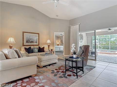 2240 Corona Del Sire Dr, North Fort Myers FL - photo 9 of 49