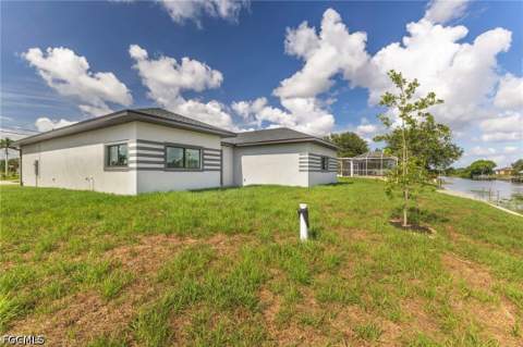 614 NW 9th St, Cape Coral FL - photo 14 of 48
