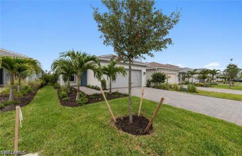 7148 Chapel Creek Ln, North Fort Myers FL - photo 6 of 50