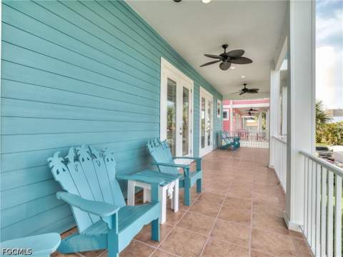 282 Delmar Ave, Fort Myers Beach FL - photo 11 of 43