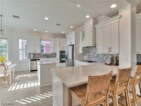 282 Delmar Ave, Fort Myers Beach FL - photo 12 of 43