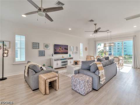 282 Delmar Ave, Fort Myers Beach FL - photo 6 of 43