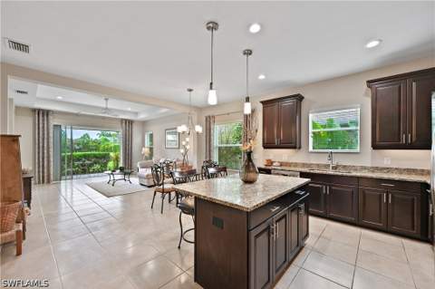 3571 Canopy Cir, Naples FL - photo 19 of 48