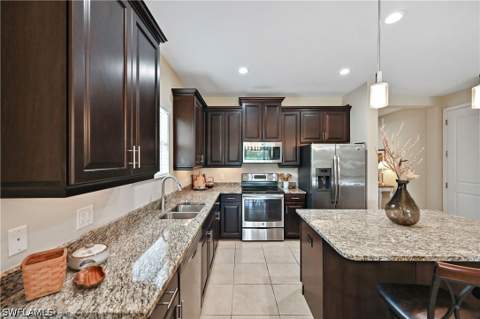3571 Canopy Cir, Naples FL - photo 24 of 48