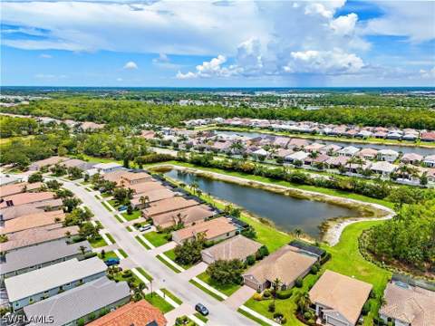 3571 Canopy Cir, Naples FL - photo 7 of 48