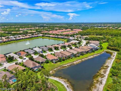 3571 Canopy Cir, Naples FL - photo 9 of 48