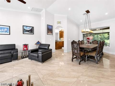 556 6th St SE, Naples FL - photo 10 of 50