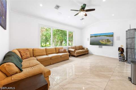 556 6th St SE, Naples FL - photo 16 of 50