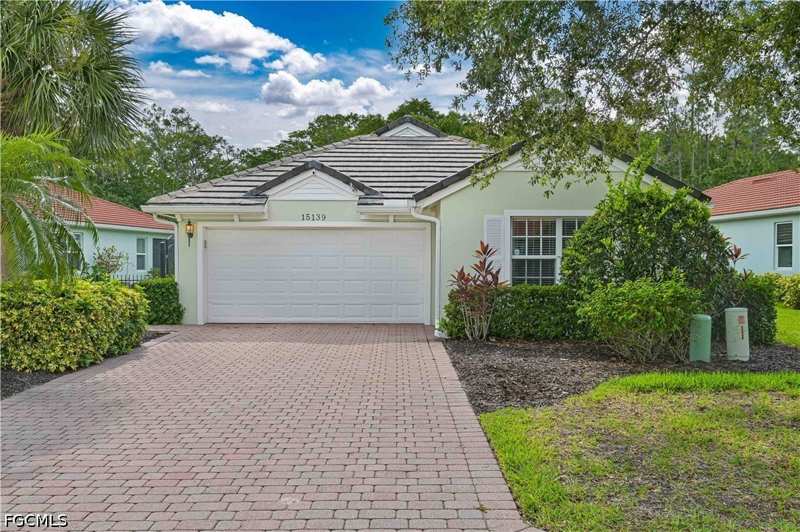 2 bedroom SingleFamilyResidence at 15139 Ligustrum Ln, Cascades, Alva — photo 1