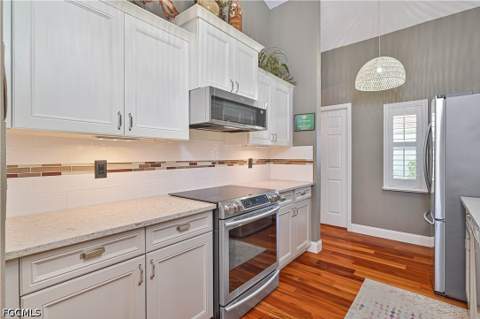15139 Ligustrum Ln, Alva FL - photo 11 of 41