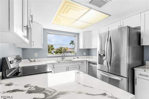 1435 SE 14th St, Cape Coral FL - photo 8 of 28