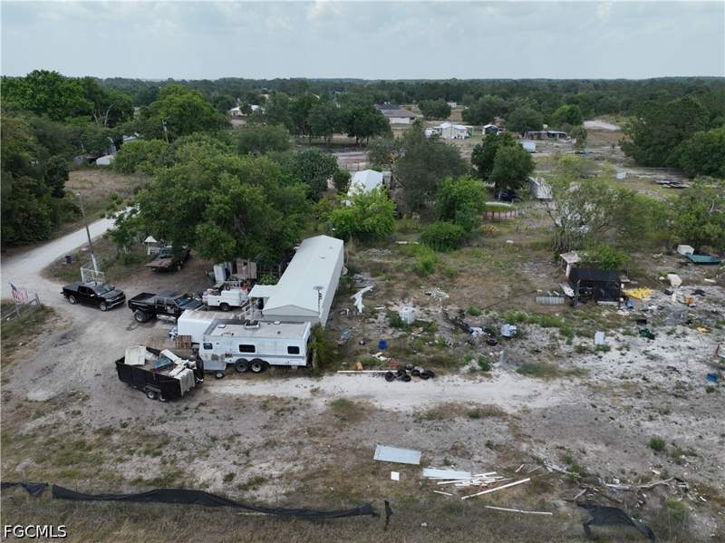 3 bedroom ManufacturedHome at 615 N Olivo St, Montura Ranch Estates, Clewiston — photo 5