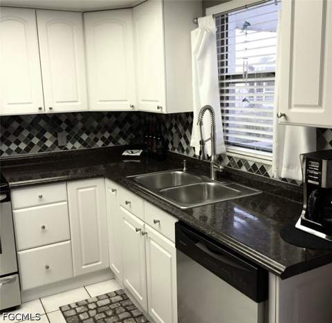 506 SE 27th Ter, Cape Coral FL - photo 10 of 30