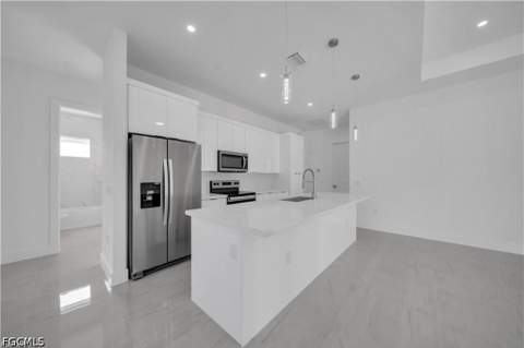 4703 Sara Ave N, Lehigh Acres FL - photo 6 of 33