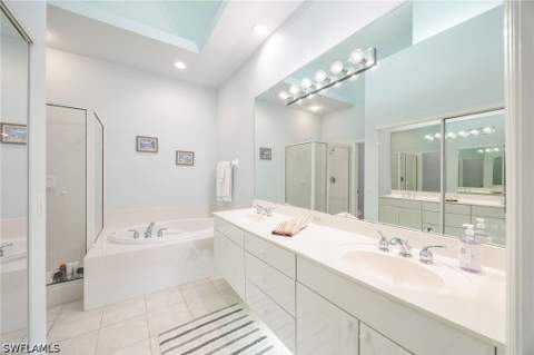 14515 Grey Fox Run 110, Naples FL - photo 18 of 28
