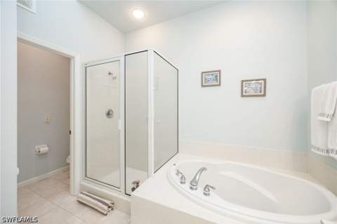 14515 Grey Fox Run 110, Naples FL - photo 19 of 28