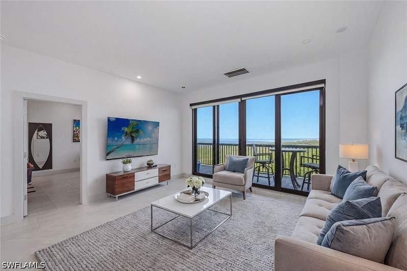 3 bedroom Condominium at 6075 Pelican Bay Blvd Phc, Dorchester, Naples — photo 4