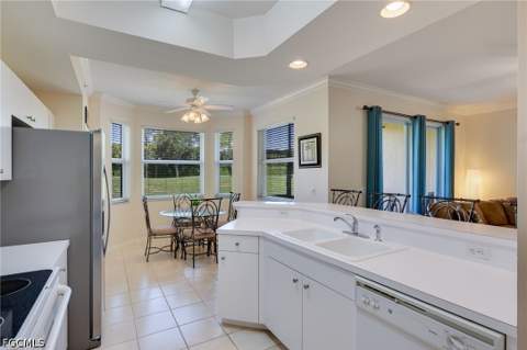 2865 Cypress Trace Cir 103, Naples FL - photo 11 of 35