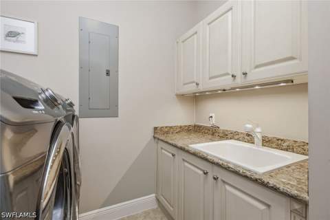 9270 Campanile Cir 204, Naples FL - photo 18 of 50