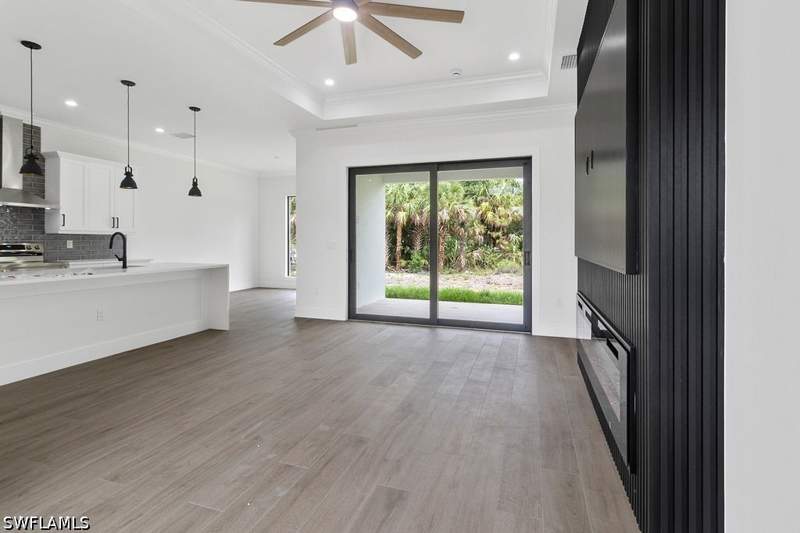 3 bedroom SingleFamilyResidence at 562 20th St SE, Golden Gate Estates, Naples — photo 3