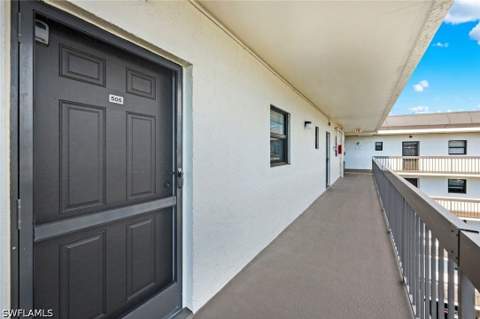 1023 Anglers Cv E505, Marco Island FL - photo 18 of 28