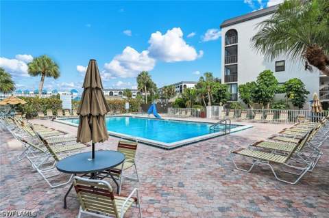 1023 Anglers Cv E505, Marco Island FL - photo 24 of 28
