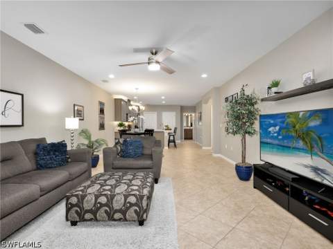 4337 Dutchess Park Rd, Fort Myers FL - photo 9 of 42