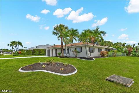 1121 SE 36th St, Cape Coral FL - photo 10 of 43