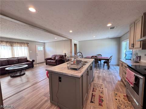 220 N Zambria St, Clewiston FL - photo 8 of 18