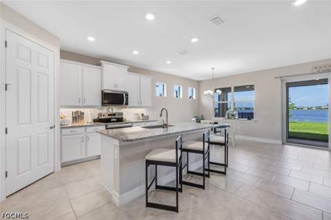 451 Spring Hill Lake Loop, Cape Coral FL - photo 15 of 50