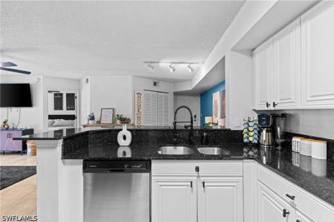 8225 Ibis Club Dr 204, Naples FL - photo 11 of 34