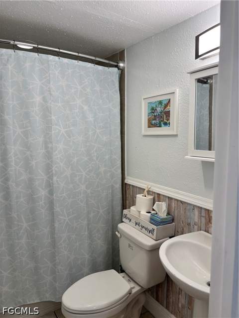 2757 Garden St, North Fort Myers FL - photo 10 of 22