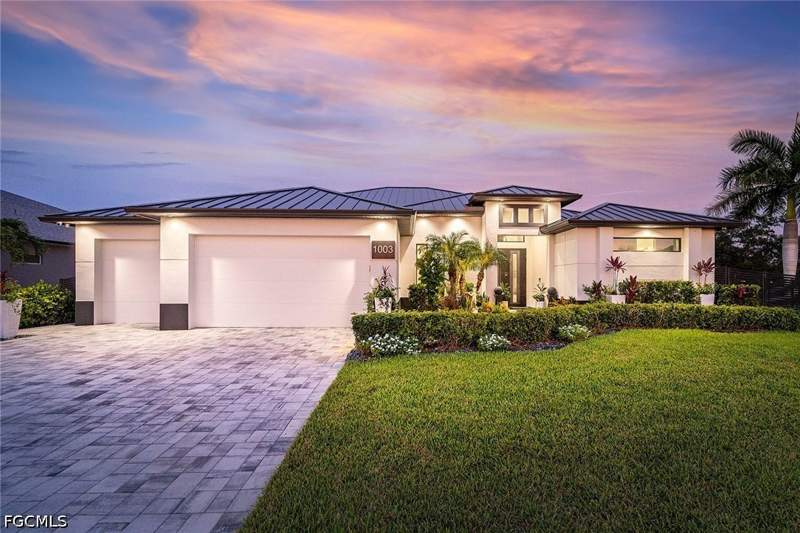 4 bedroom SingleFamilyResidence at 1003 NW 35th Ave, Cape Coral, Cape Coral — photo 3