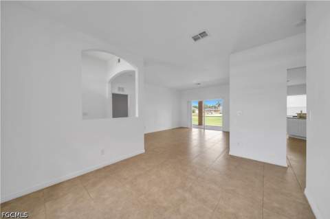 21 Kismet Pkwy E, Cape Coral FL - photo 6 of 21